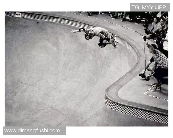 成都滑板队的蜕变与成长：世界滑板锦标赛背后的故事与启示